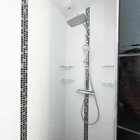 Avec Salle D'eau Privative Nathan 홈스테이 Breuil-Magne
