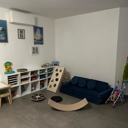 Avec Salle D'eau Privative Nathan 홈스테이